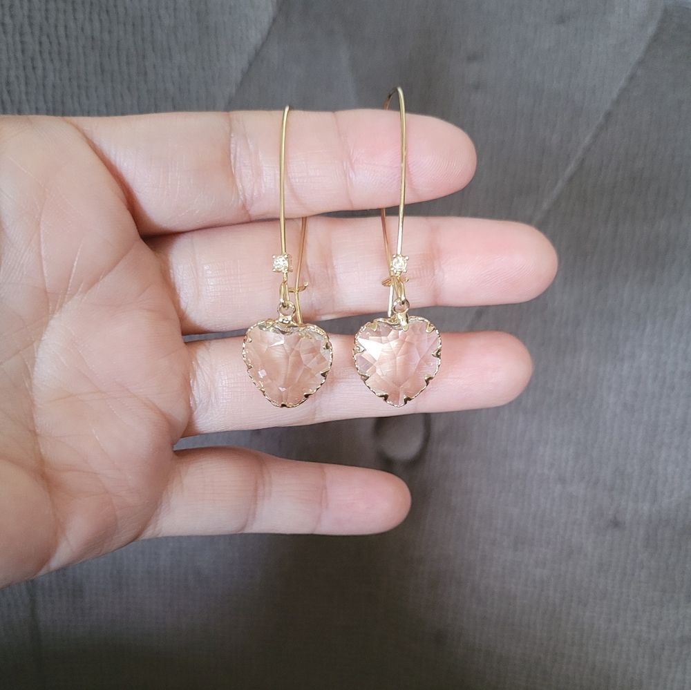 bella jack Crystal💎 Heart♥️ Drop Earrings - Picture 4 of 16